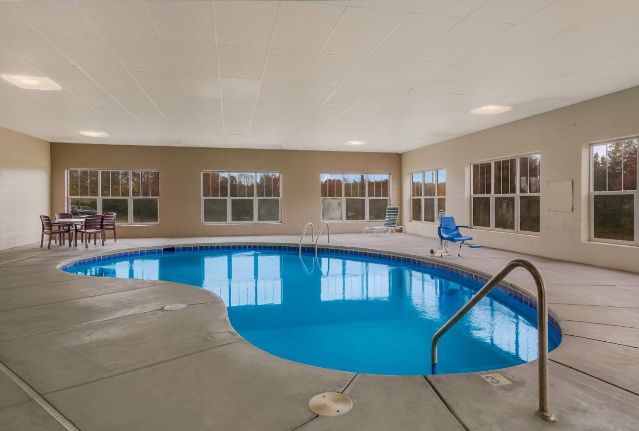 Red Roof Inn & Suites Knoxville East Zewnętrze zdjęcie